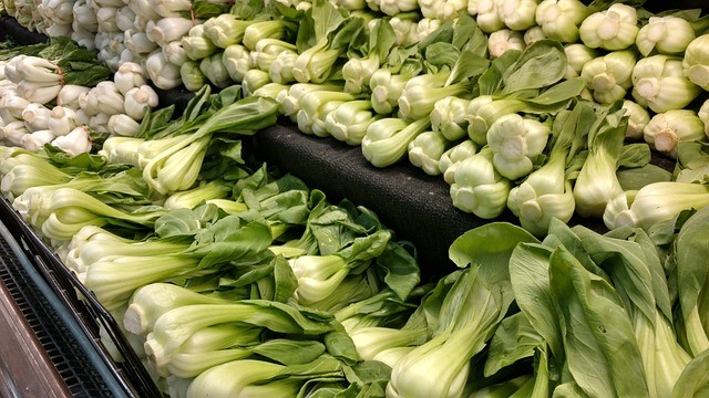 is cabbage high in carbs