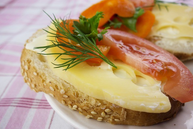 is american cheese keto friendly
